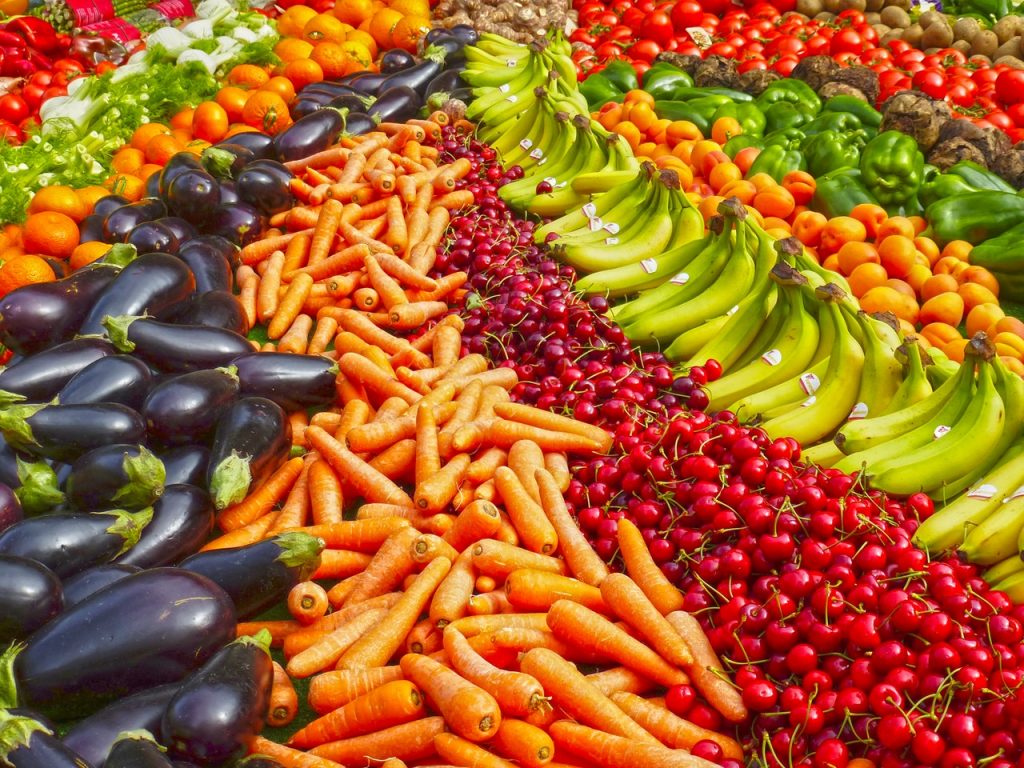 eating fruits and vegetables decreases heart failure